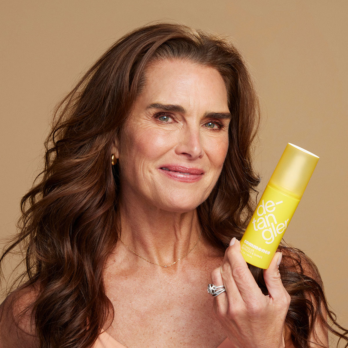 Shine-Enhancing Detangler